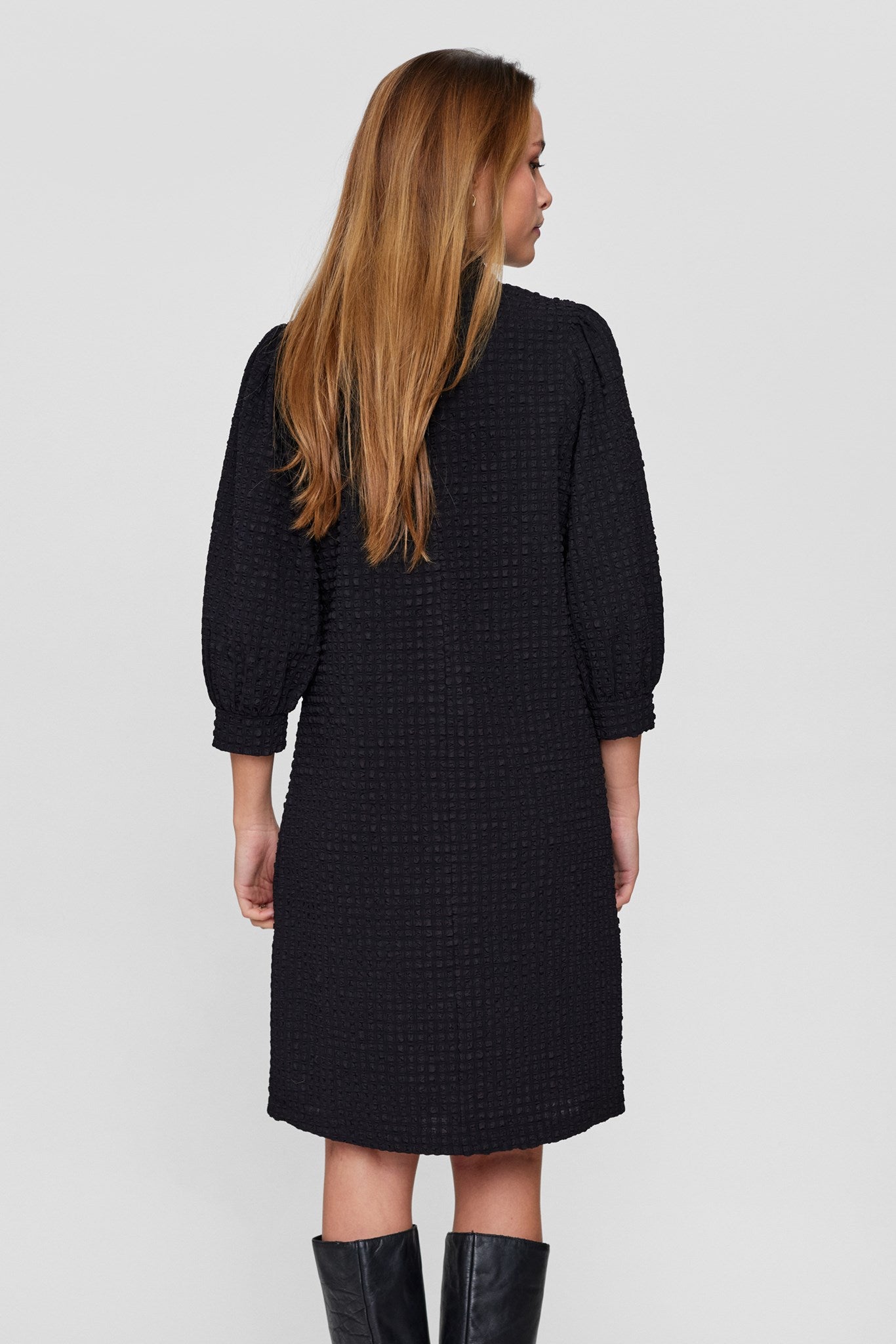 NUVILJE DRESS - Caviar