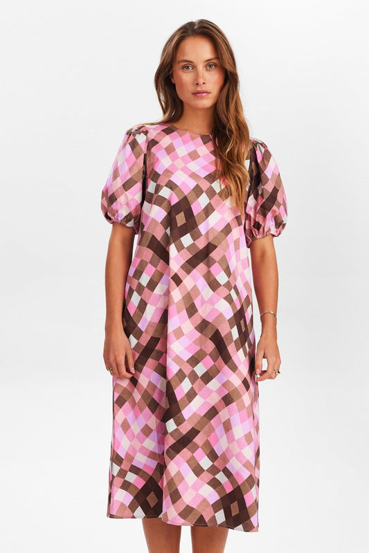 NUWAYLI DRESS - Pink Carnation
