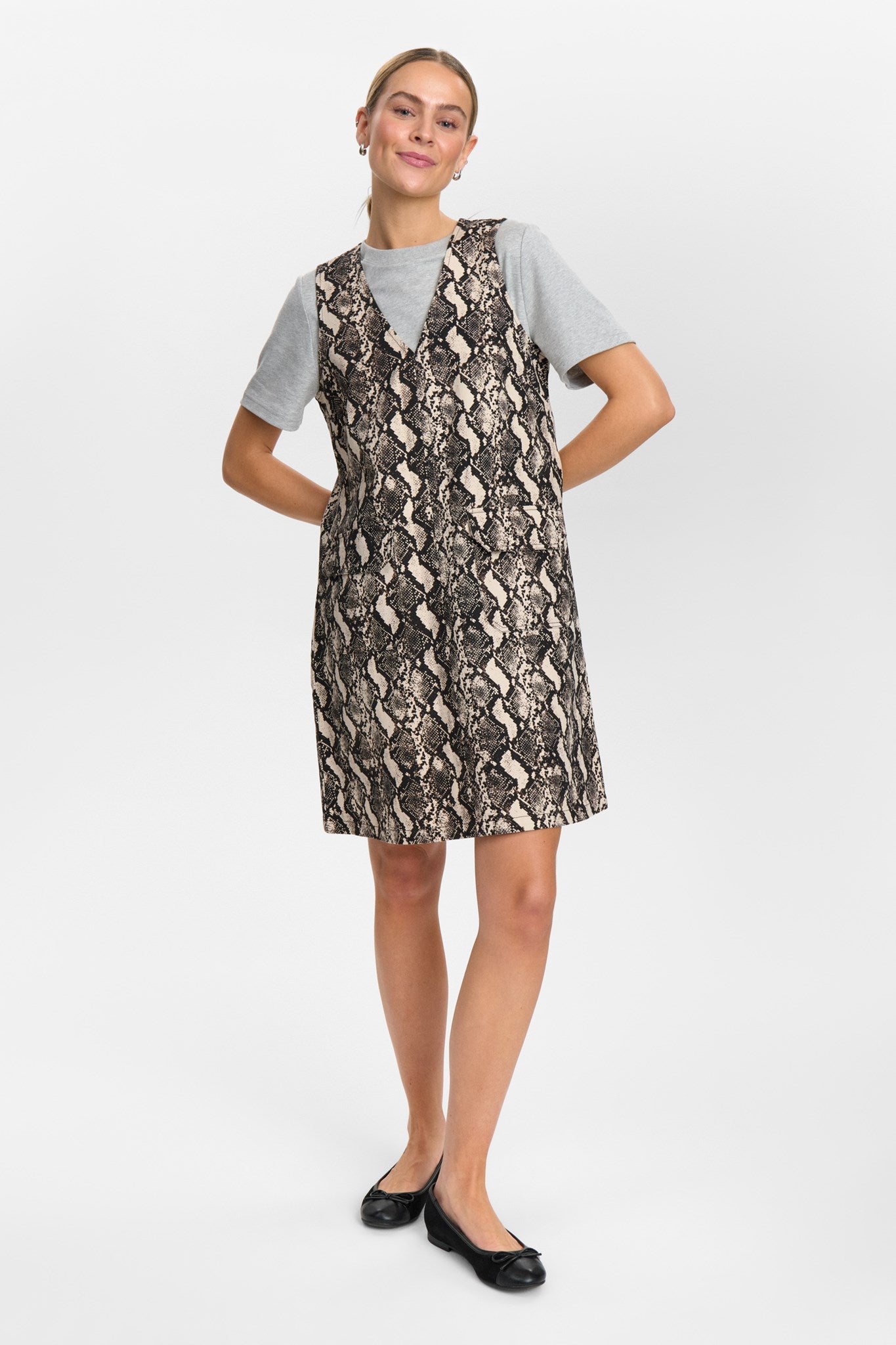 NUVIITA DRESS - Gray Morn