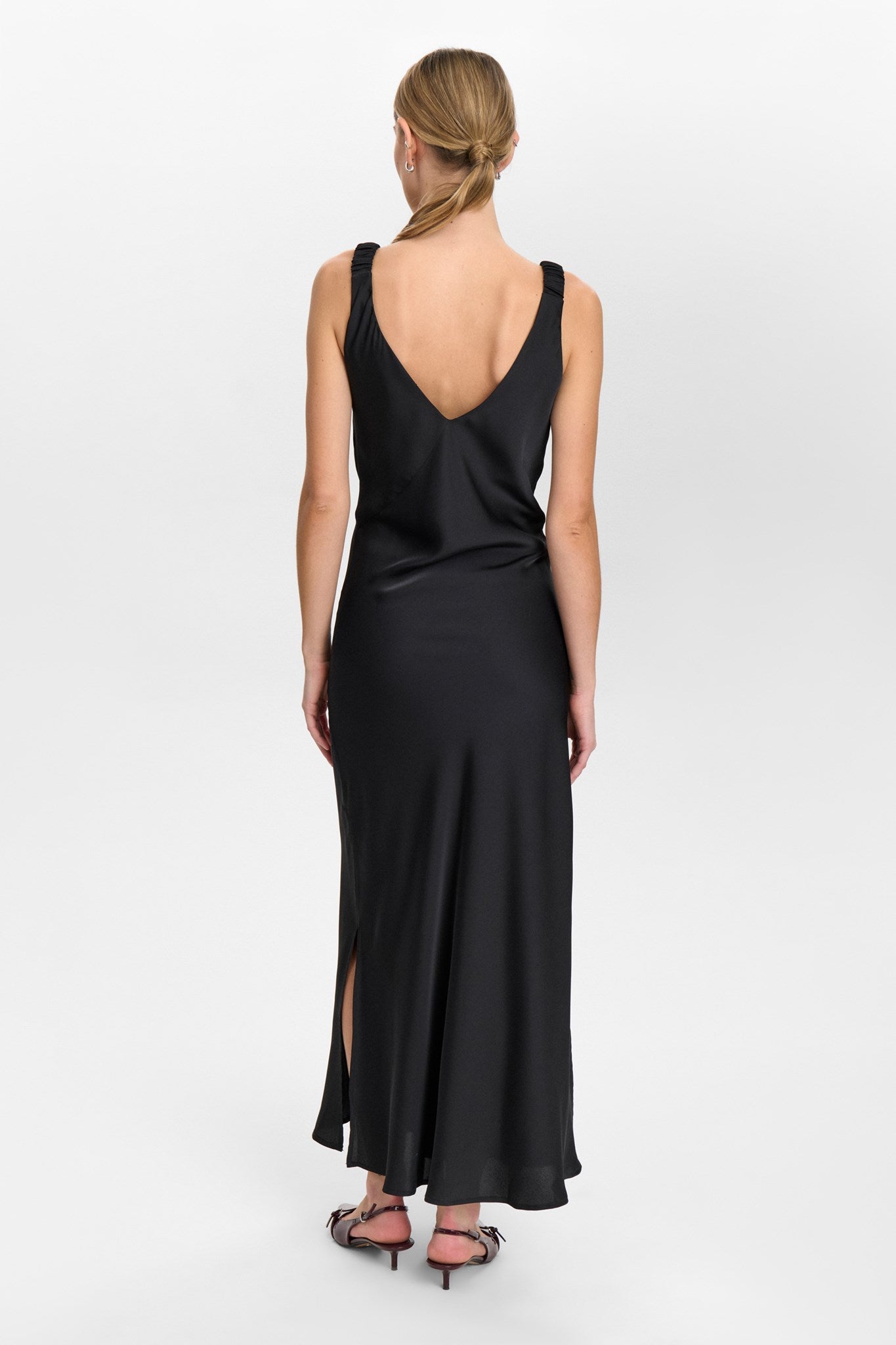 NUEVERY DRESS - Caviar
